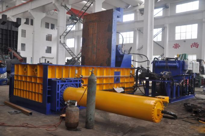 Y81f-315 Mesin Baler Logam Hidrolik / Baler Daur Ulang Logam 3