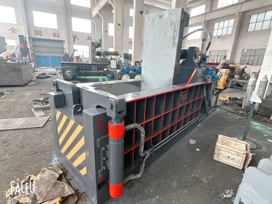Beli 200 Ton Power Scrap Metal Baler Mesin PLC Control Remote Control online manufacture