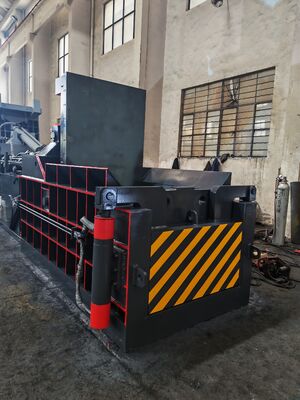 membeli Baler Hidrolik Y81Q-250 yang Tahan Lama Mengoptimalkan Penanganan Skrap online manufacture